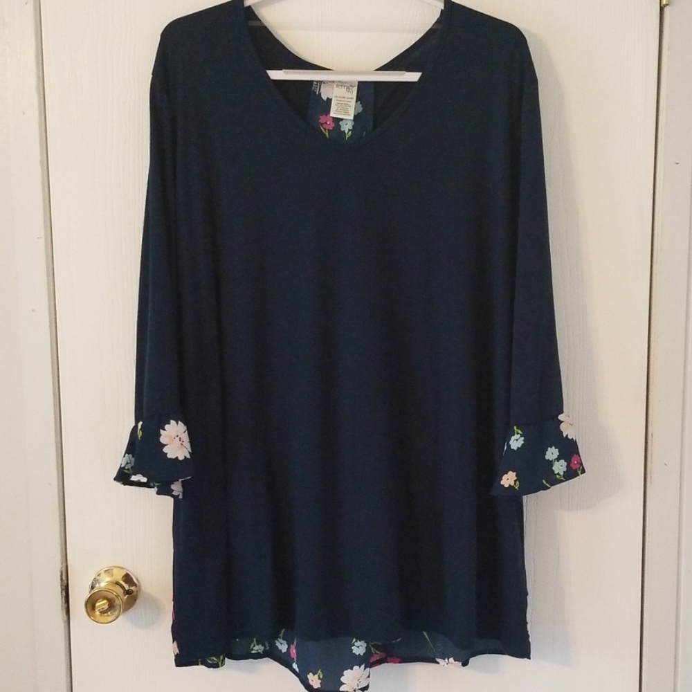 Terra & sky pull on tunic